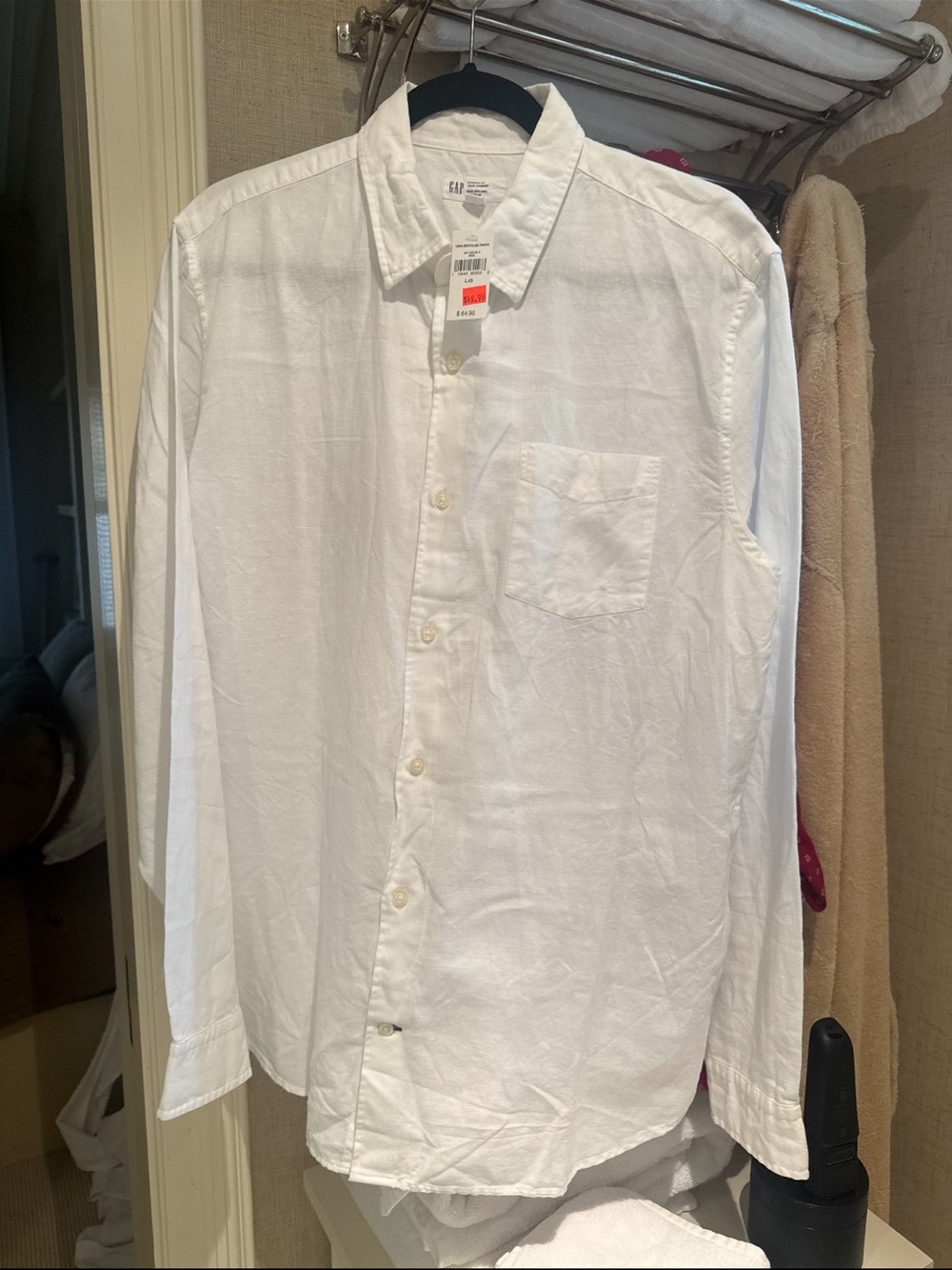 GAP Men's White Long-Sleeve Linen Button-Down Shirt